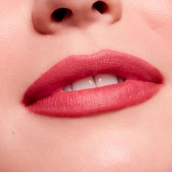 Mac Cosmetics Matte Lipstick - Picture 3 of 7